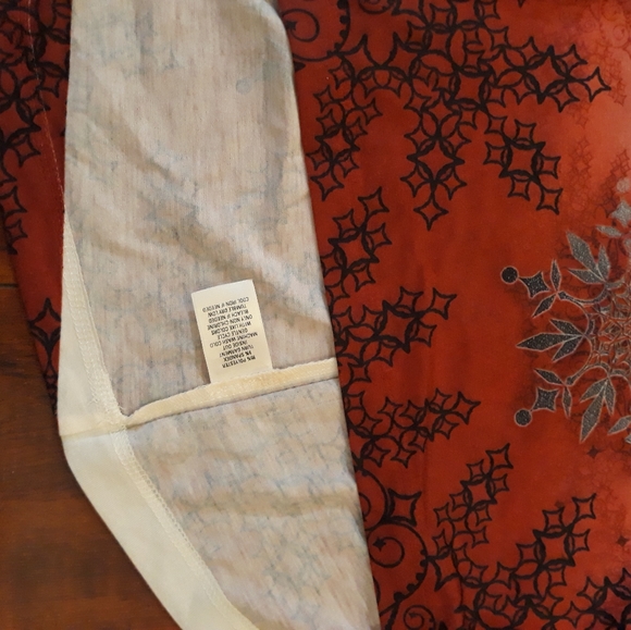 Holiday Traditions Snowflakes Blouse M - Picture 5 of 6